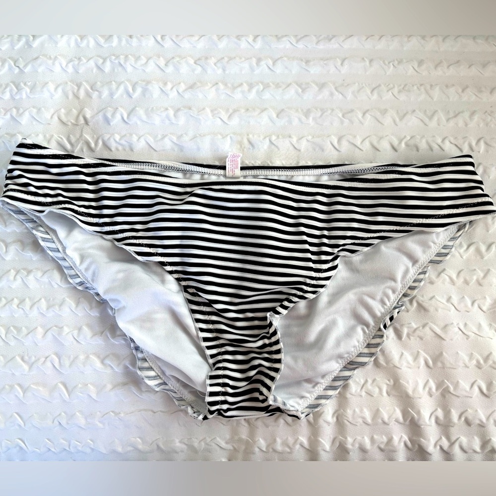Black and White Striped Bikini Bottoms XL